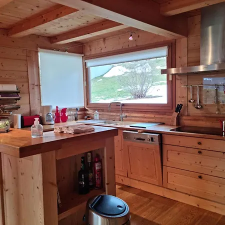 Chalet De Luxe Au Calme Avec Salle De Jeux, Belle Terrasse Et Proximite - Grand-bornand - Fr-1-458-193